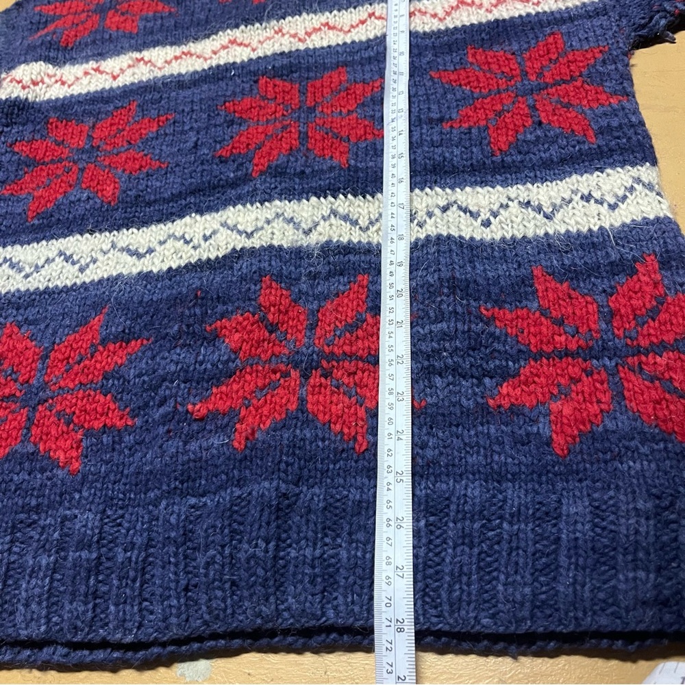 Vintage Unbranded Hand Knit Wool Sweater Red and Blue Sized Medium - Picture 5 of 5